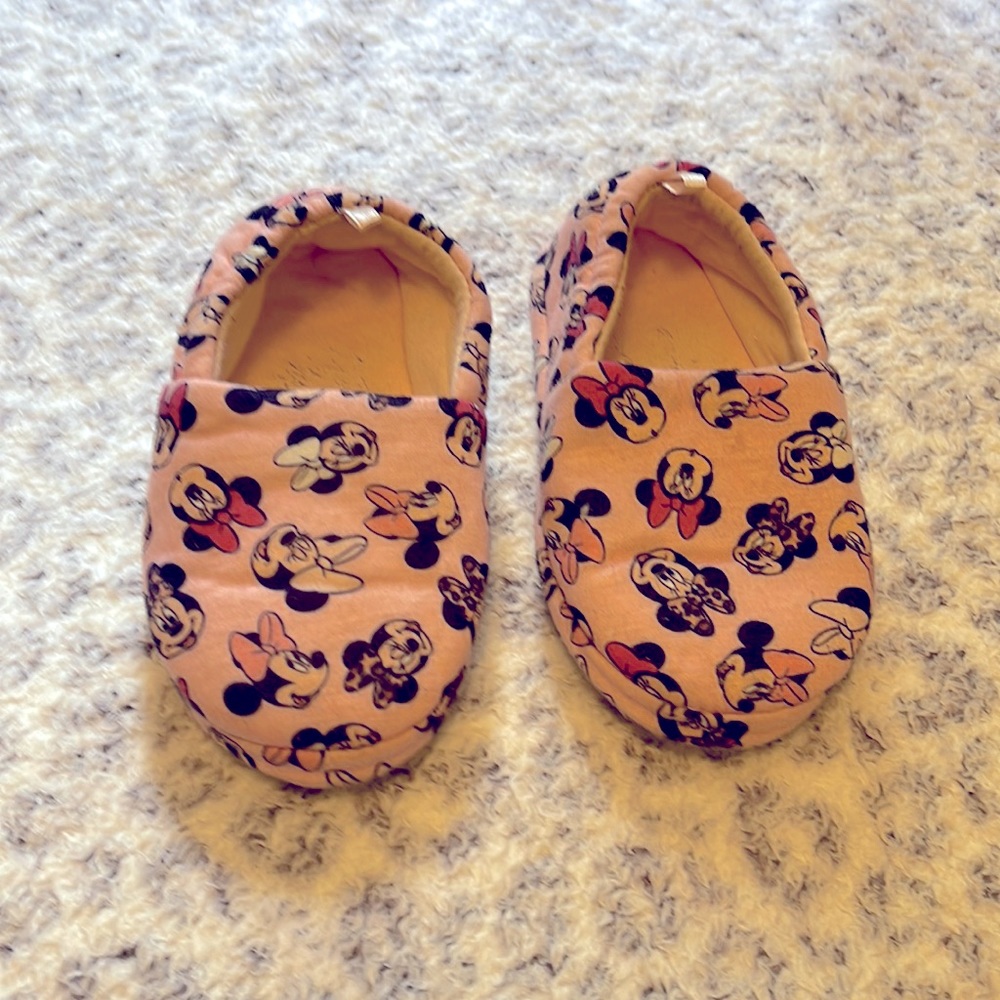 Toddler girls Sz 9-9.5 pink H&M Minnie Mouse slippers